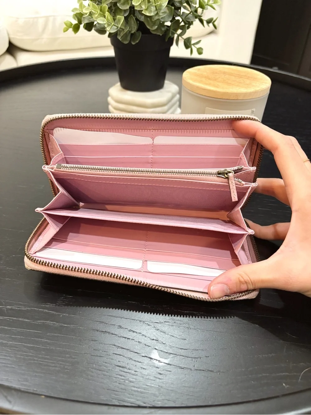 Gucci GG Supreme Monogram Strawberry Zip Around Wallet Light Pink